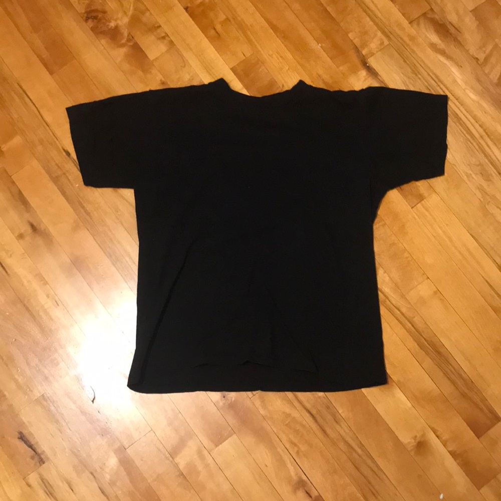 Women’s black tee-shirt